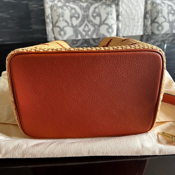 Louis Vuitton Bag - Picture 5 of 6